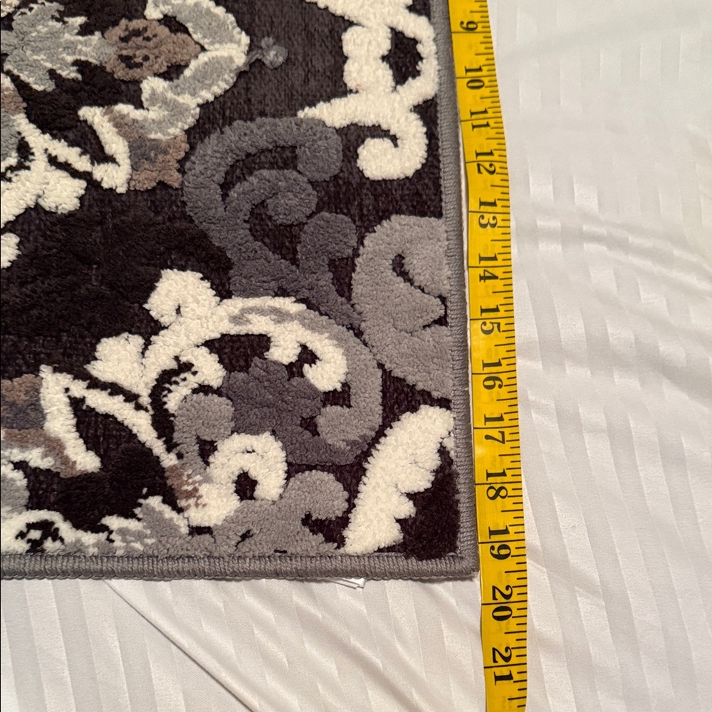 Elegant Brown and Gray Patterned rug - Picture 4 of 4